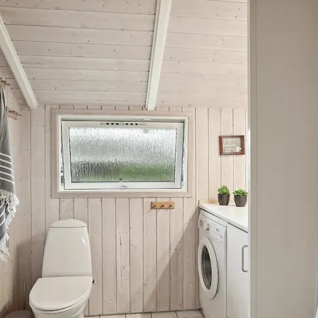Lovely Home In Lokken With Sauna Nyaraló