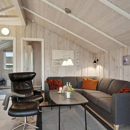 Lovely Home In Lokken With Sauna Nyaraló *
